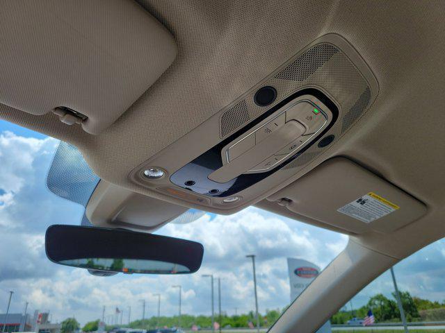 Photo of 2021 WHITE Audi Q5