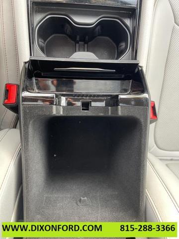 Photo of 2023 Bright White Jeep Grand Cherokee