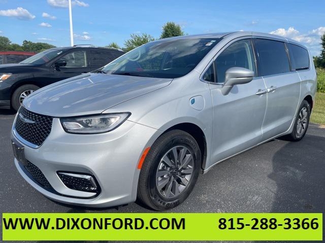 2022 Chrysler Pacifica Hybrid