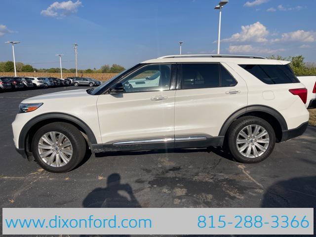 Photo of 2021 White Ford Explorer