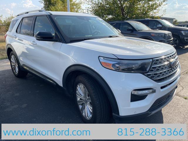 Photo of 2021 White Ford Explorer