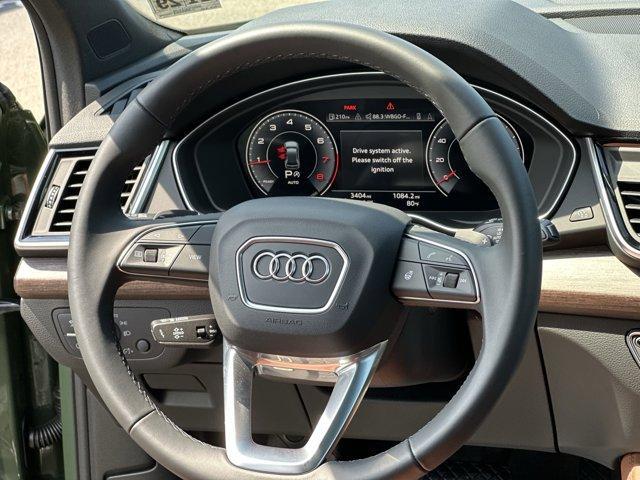 Photo of 2025 District Green Metallic Audi Q5