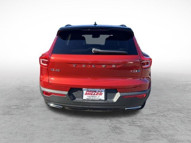 Photo of 2019 Fusion Red Metallic Volvo XC40