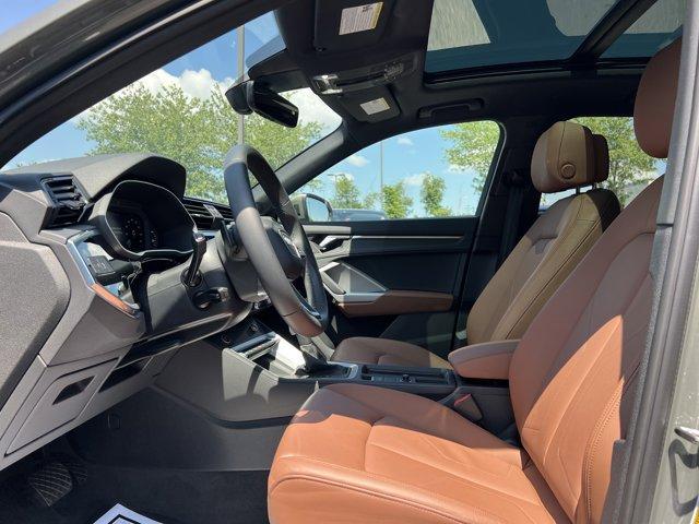 Photo of 2025 Chronos Gray Metallic Audi Q3