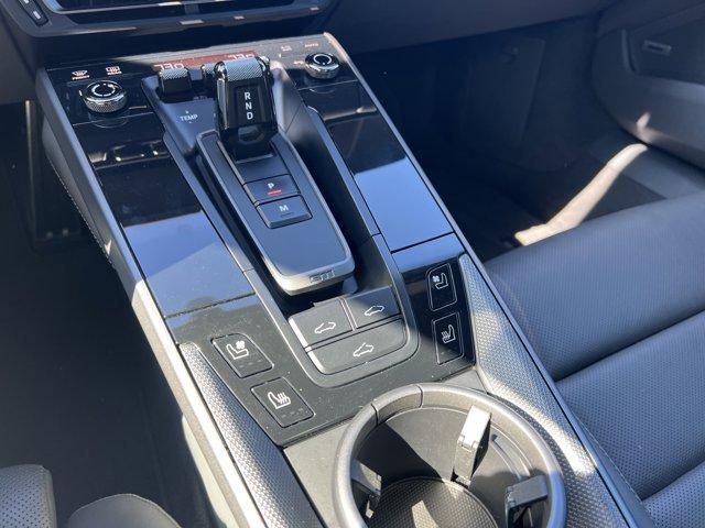 Photo of 2020 Dolomite Silver Metallic Porsche 911