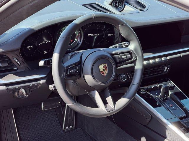 Photo of 2022 Red Porsche 911