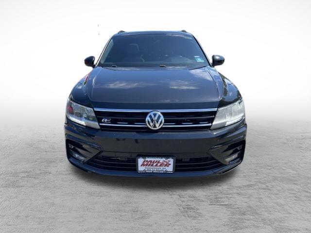 Photo of 2020 Deep Black Pearl Effect Volkswagen Tiguan