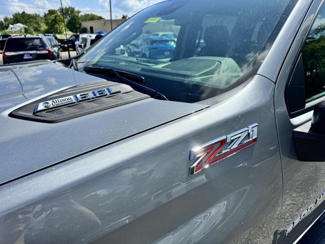Photo of 2025 Sterling Gray Metallic Chevrolet Silverado 2500
