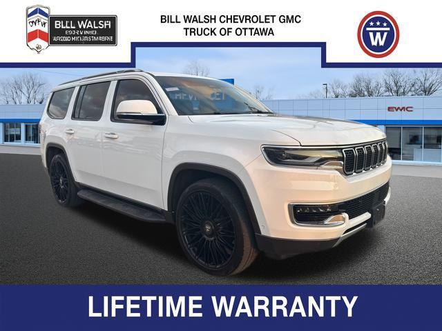 Photo of 2022 Bright White Clearcoat Jeep Wagoneer