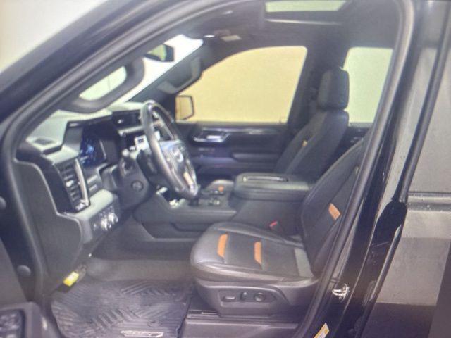 Photo of 2022 Onyx Black GMC Sierra 1500