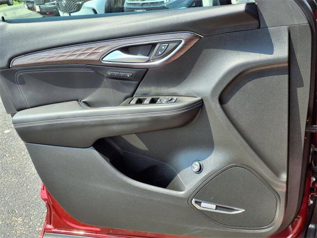Photo of 2023 Red Buick Envision