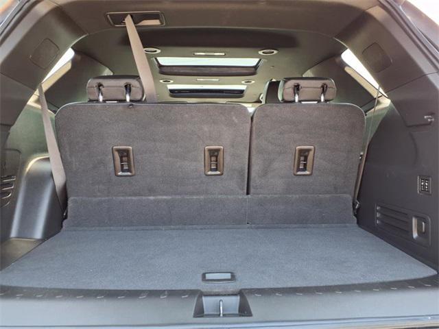 Photo of 2023 Mosaic Black Metallic Chevrolet Traverse