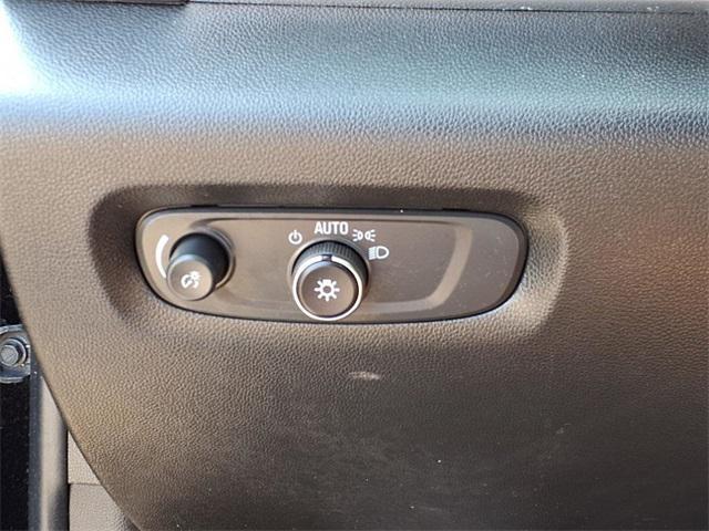 Photo of 2023 Mosaic Black Metallic Chevrolet Traverse
