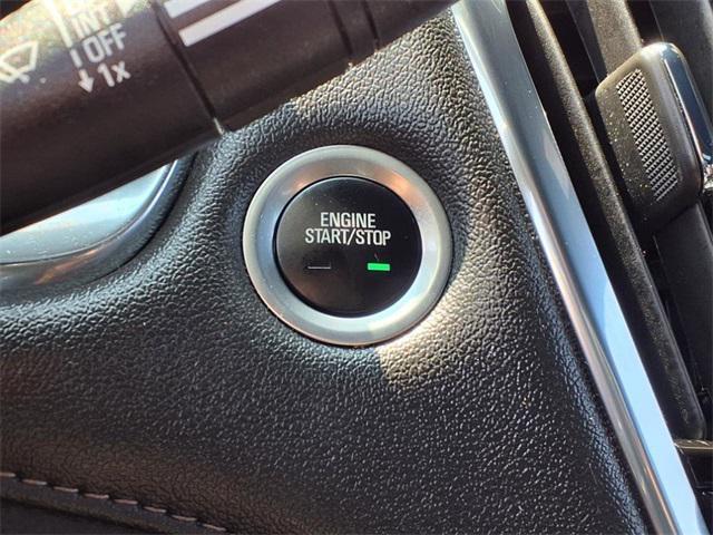 Photo of 2023 Mosaic Black Metallic Chevrolet Traverse