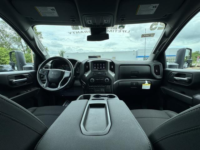 Photo of 2025 Summit White Chevrolet Silverado 2500