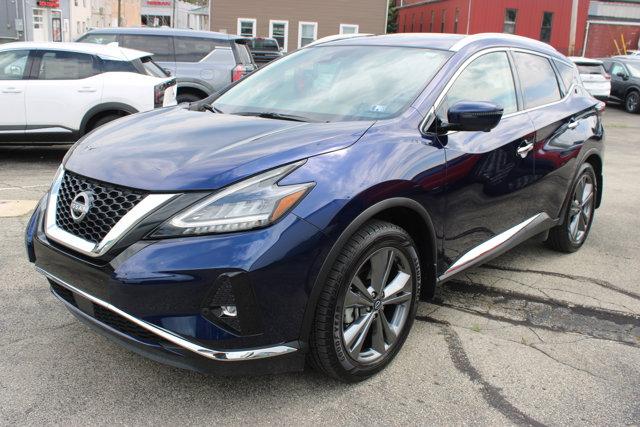 Photo of 2023 Deep Ocean Blue Nissan Murano