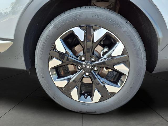 Photo of 2023 Wolf Gray Kia Sportage