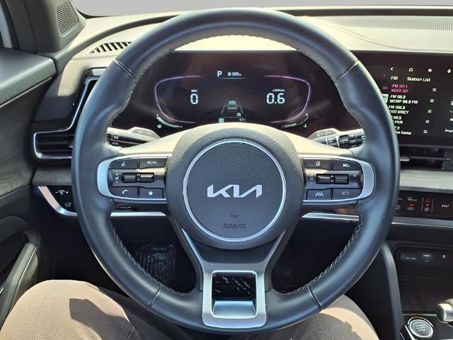 Photo of 2023 Wolf Gray Kia Sportage