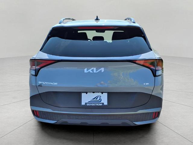 Photo of 2023 Wolf Gray Kia Sportage