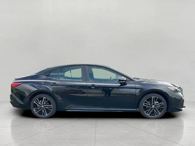 Photo of 2025 Midnight Black Metallic Toyota Camry