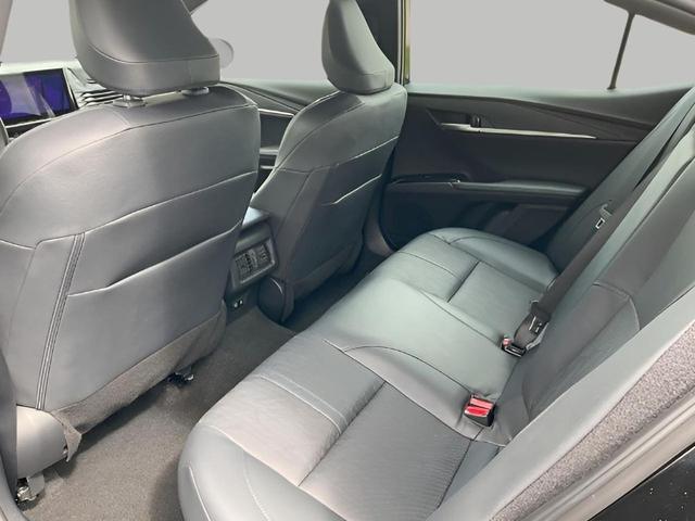 Photo of 2025 Midnight Black Metallic Toyota Camry