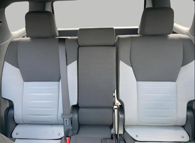 Photo of 2025 WIND CHILL PEARL Toyota 4Runner