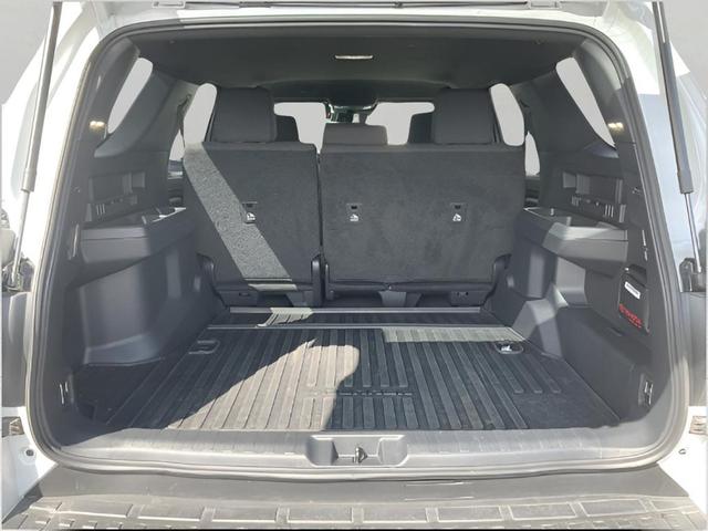 Photo of 2025 WIND CHILL PEARL Toyota 4Runner