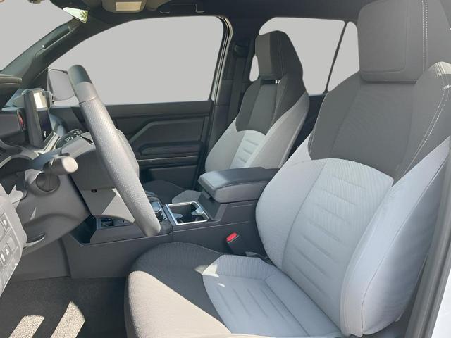 Photo of 2025 WIND CHILL PEARL Toyota 4Runner
