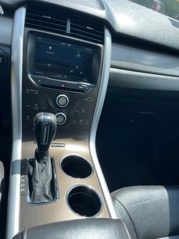 Photo of 2012 Silver Ford Edge