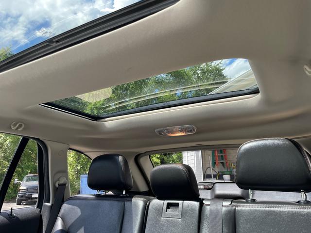 Photo of 2012 Silver Ford Edge