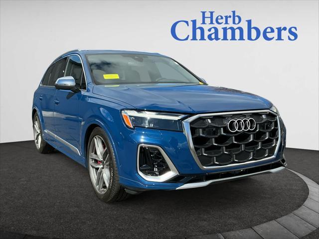 Photo of 2025 BLUE Audi SQ7