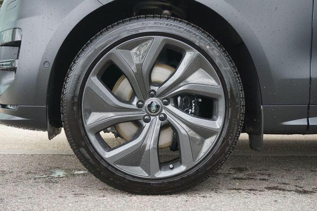 Photo of 2025 Santorini Black Metallic Land Rover Range Rover Sport