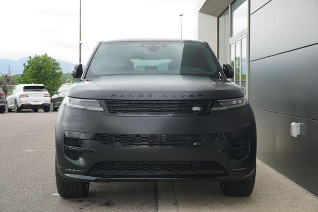 Photo of 2025 Santorini Black Metallic Land Rover Range Rover Sport