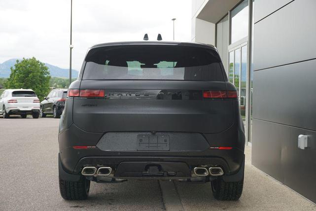 Photo of 2025 Santorini Black Metallic Land Rover Range Rover Sport