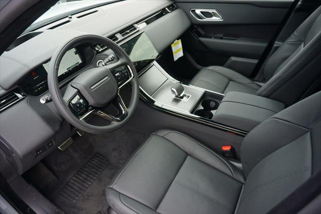 Photo of 2026 Gray Land Rover Range Rover Velar