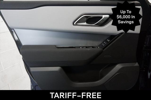 Photo of 2025 Santorini Land Rover Range Rover Velar