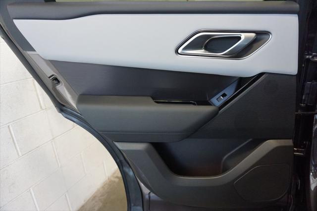 Photo of 2026 Charente Land Rover Range Rover Velar