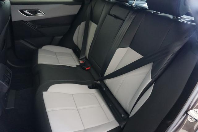 Photo of 2026 Charente Land Rover Range Rover Velar