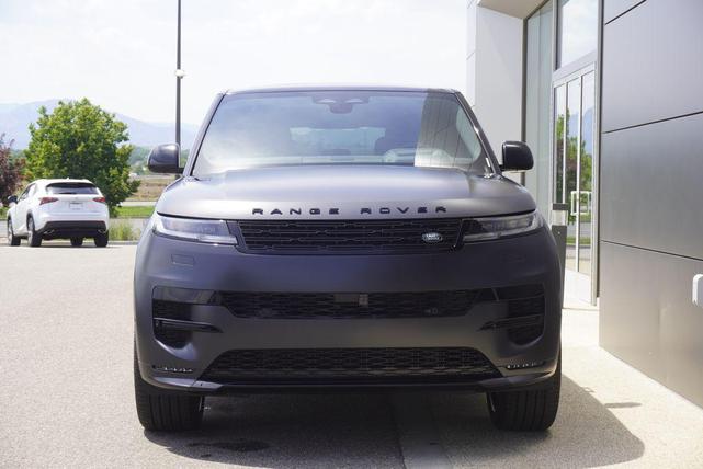 Photo of 2025 Gray Land Rover Range Rover Sport