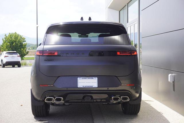 Photo of 2025 Gray Land Rover Range Rover Sport