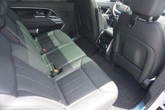Photo of 2025 White Land Rover Range Rover