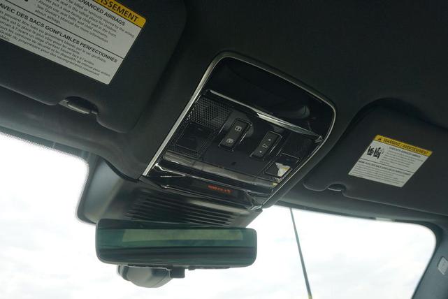 Photo of 2025 White Land Rover Range Rover