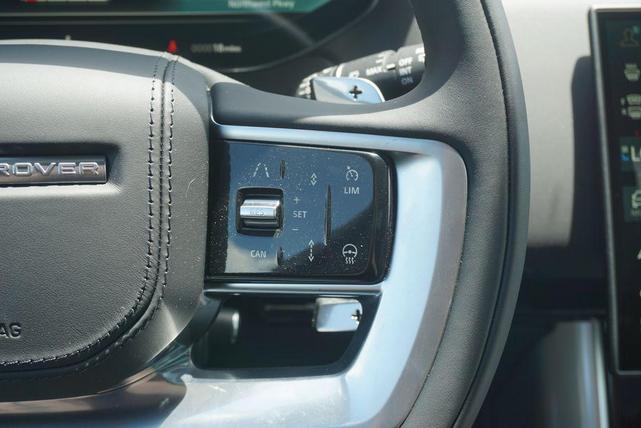 Photo of 2025 White Land Rover Range Rover