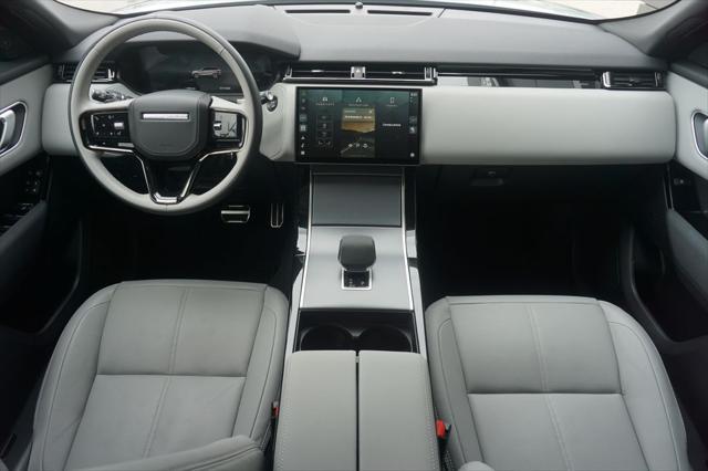 Photo of 2024 '''' Land Rover Range Rover Velar
