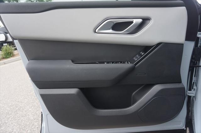 Photo of 2024 '''' Land Rover Range Rover Velar
