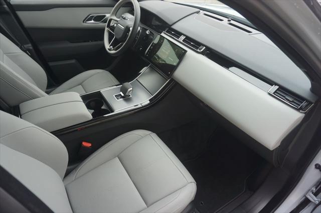 Photo of 2024 '''' Land Rover Range Rover Velar