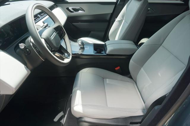 Photo of 2026 Giola Green Metallic Land Rover Range Rover Velar