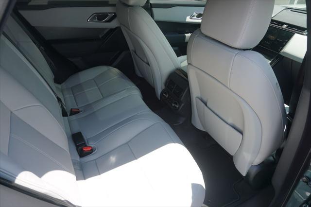 Photo of 2026 Giola Green Metallic Land Rover Range Rover Velar