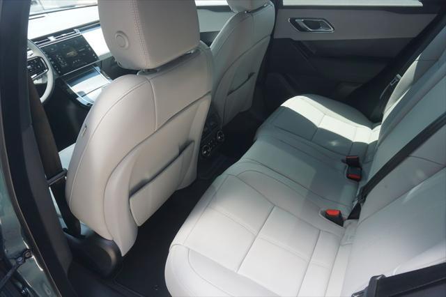 Photo of 2026 Giola Green Metallic Land Rover Range Rover Velar