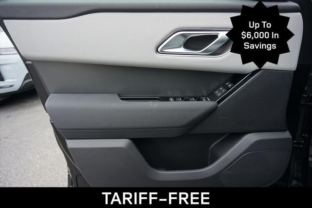 Photo of 2025 Santorini Black Metallic Land Rover Range Rover Velar
